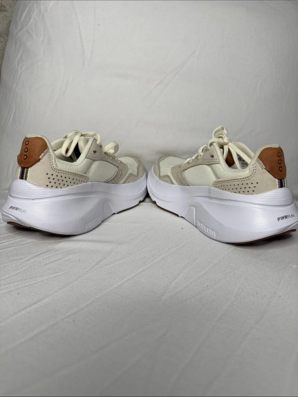 Saucony lightweight pwrrun